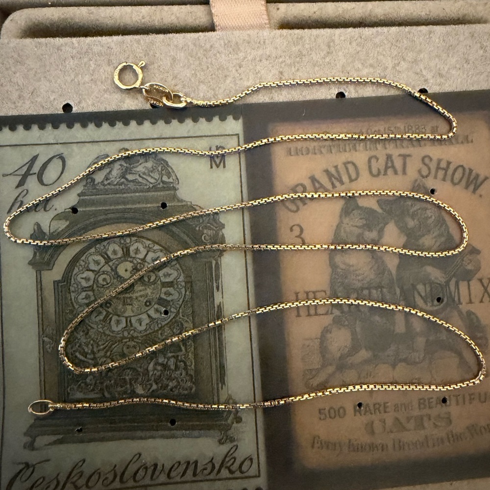 14kt solid gold fancy box link chain necklace made in Israel 18”